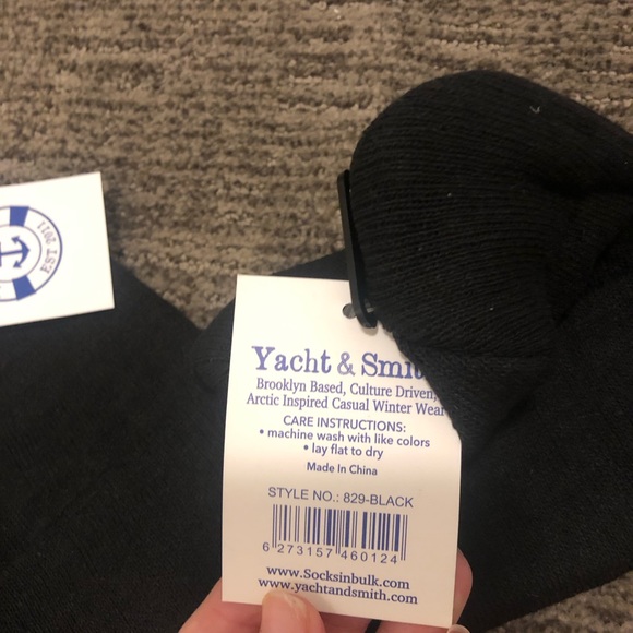 Multiple Kids Black Beanies Hats - Picture 2 of 2